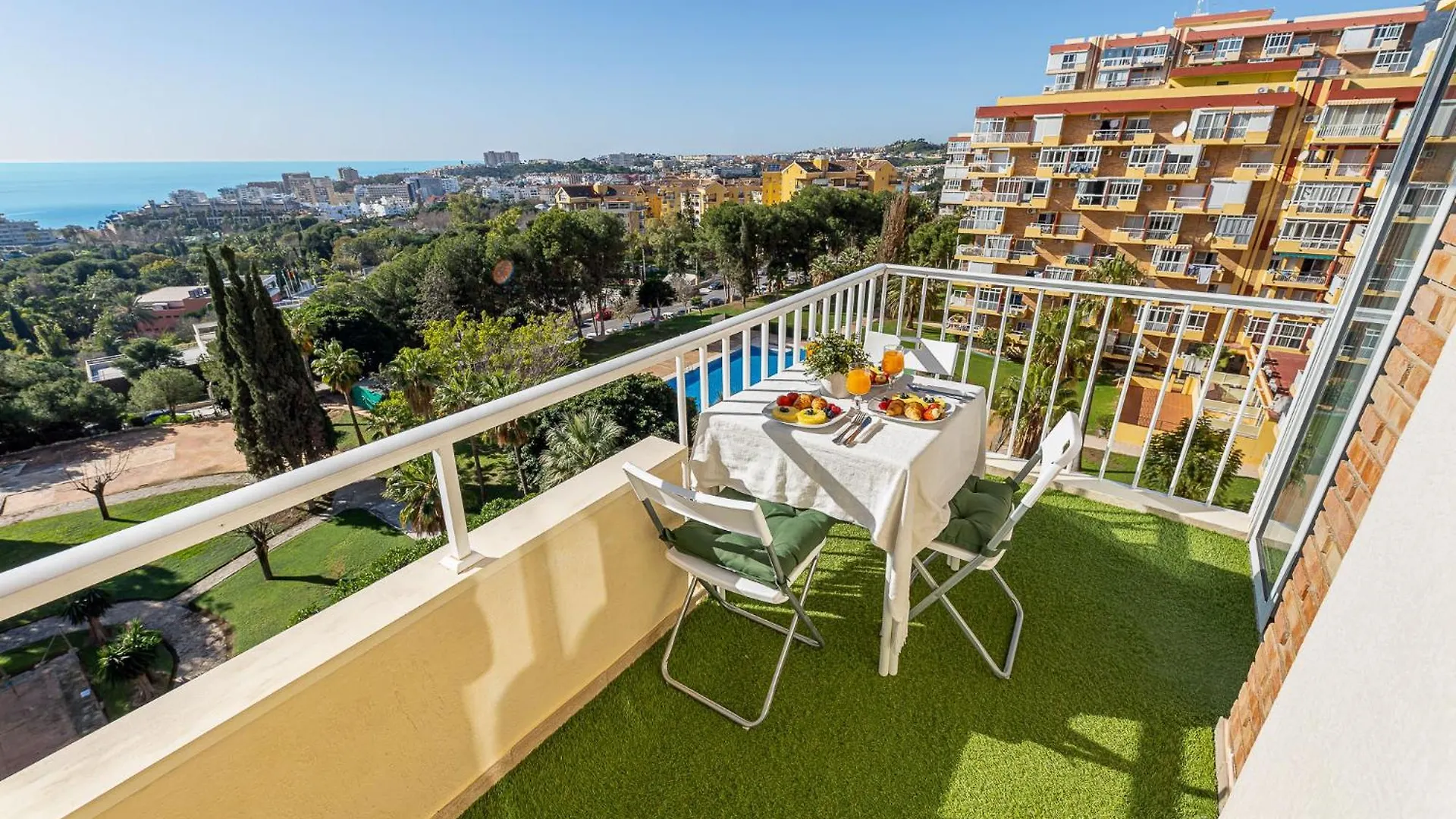 797 Holiday Rentals - Piso En Iris Con Hermosas Vistas Arroyo De La Miel